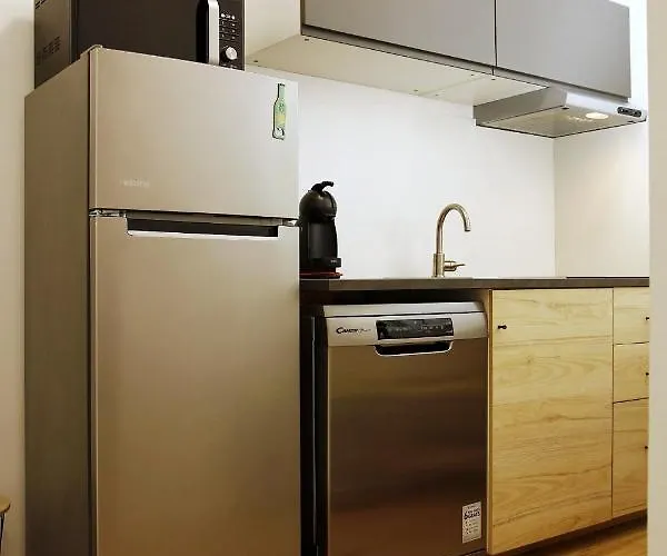 Apartamento Gea - Peaceful & Quiet - Queen Bed, Modern, Parking