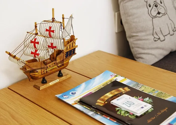 Gea - Peaceful & Quiet - Queen Bed, Modern, Parking Apartmán